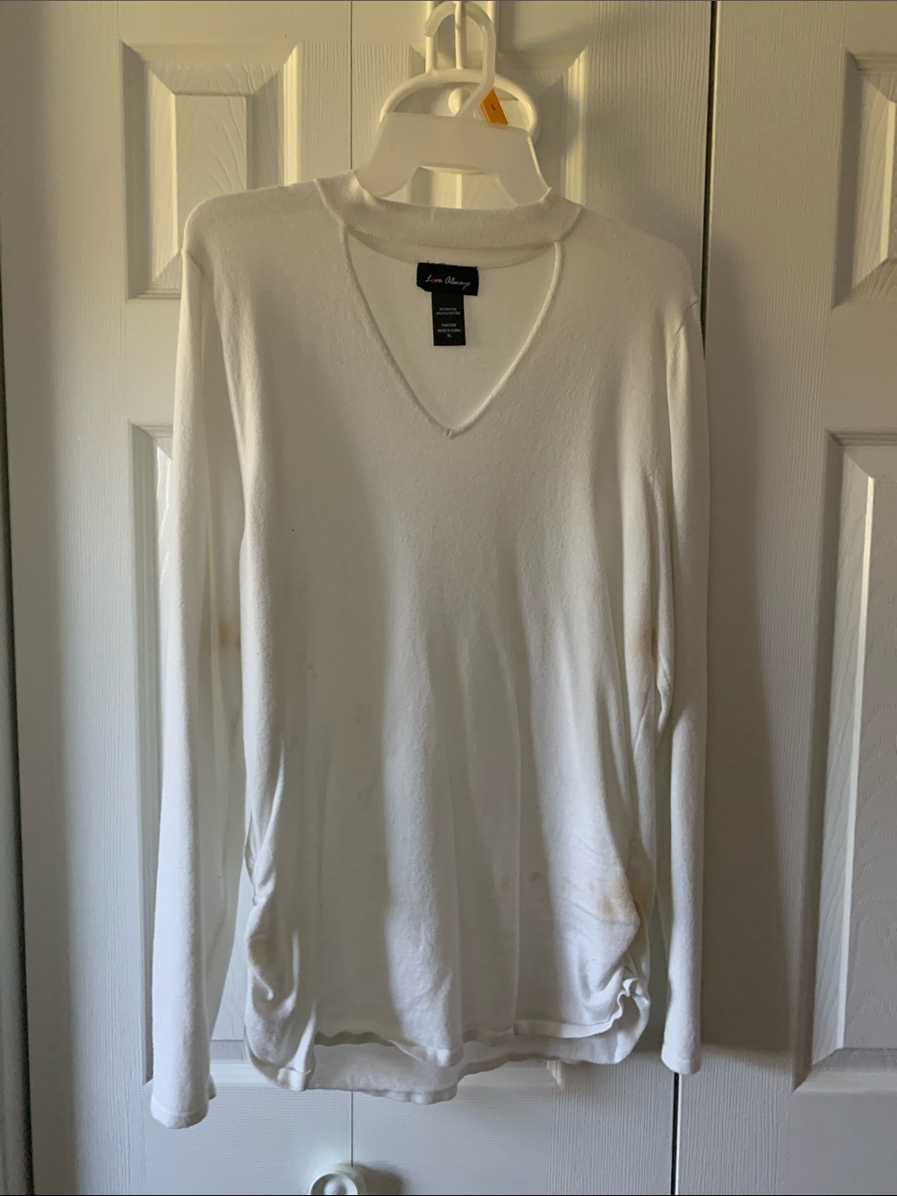 Women's White V-Neck Lightweight Sweater